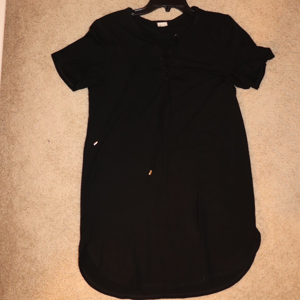 Black T-Shirt/Shift Dress with Lace-Up / Tie Front
